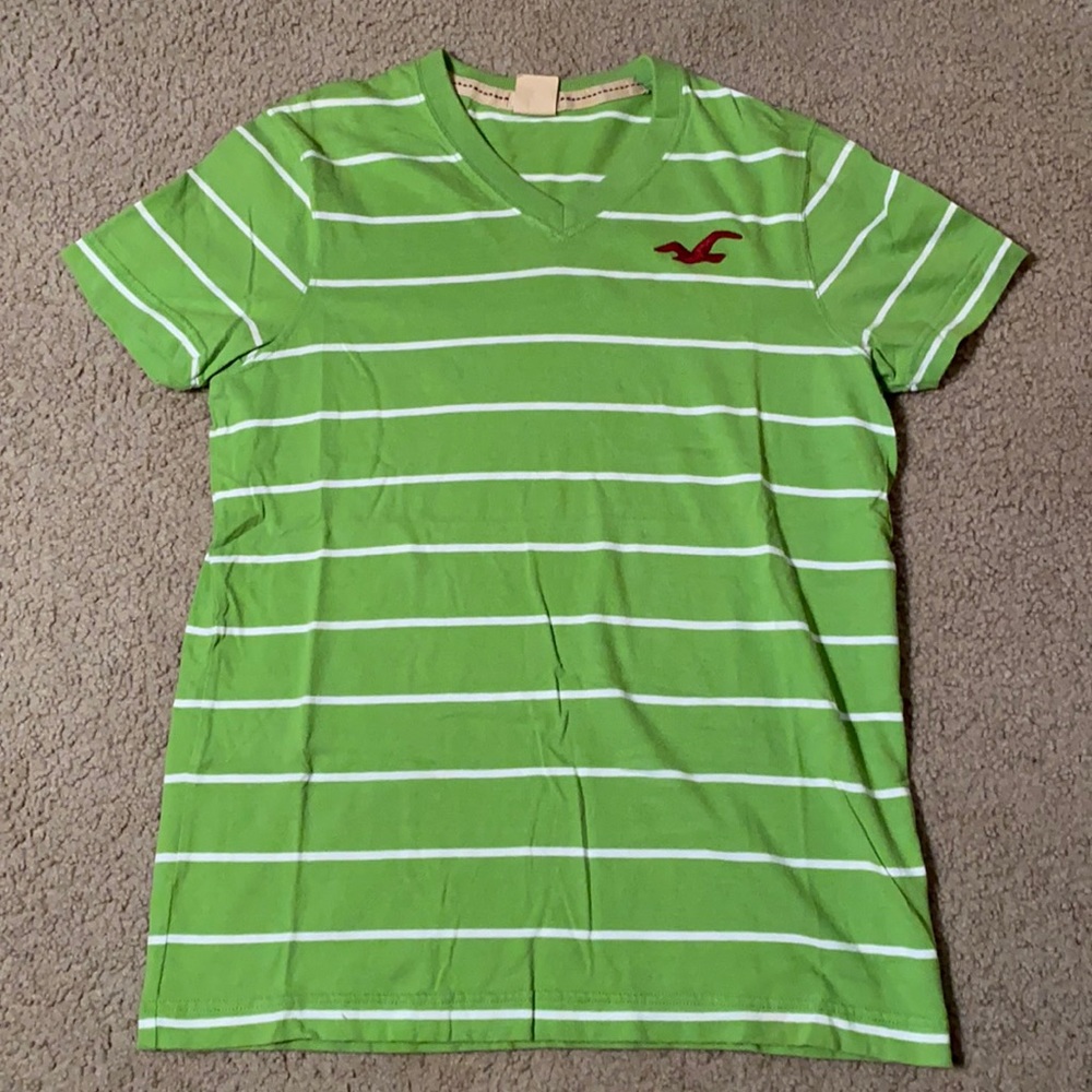Hollister V-Neck